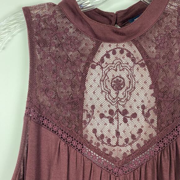 American Eagle Sleeveless Burgundy Mock Neck Mini Dress Lace Womens Size Medium - Picture 11 of 11
